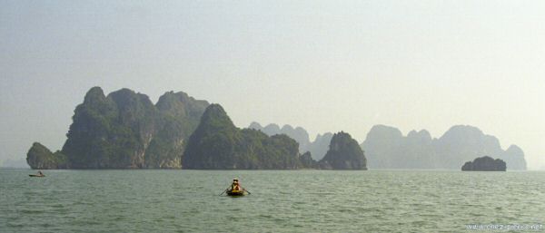 Vue panoramique sur la Baie d'Along, Vietnam
